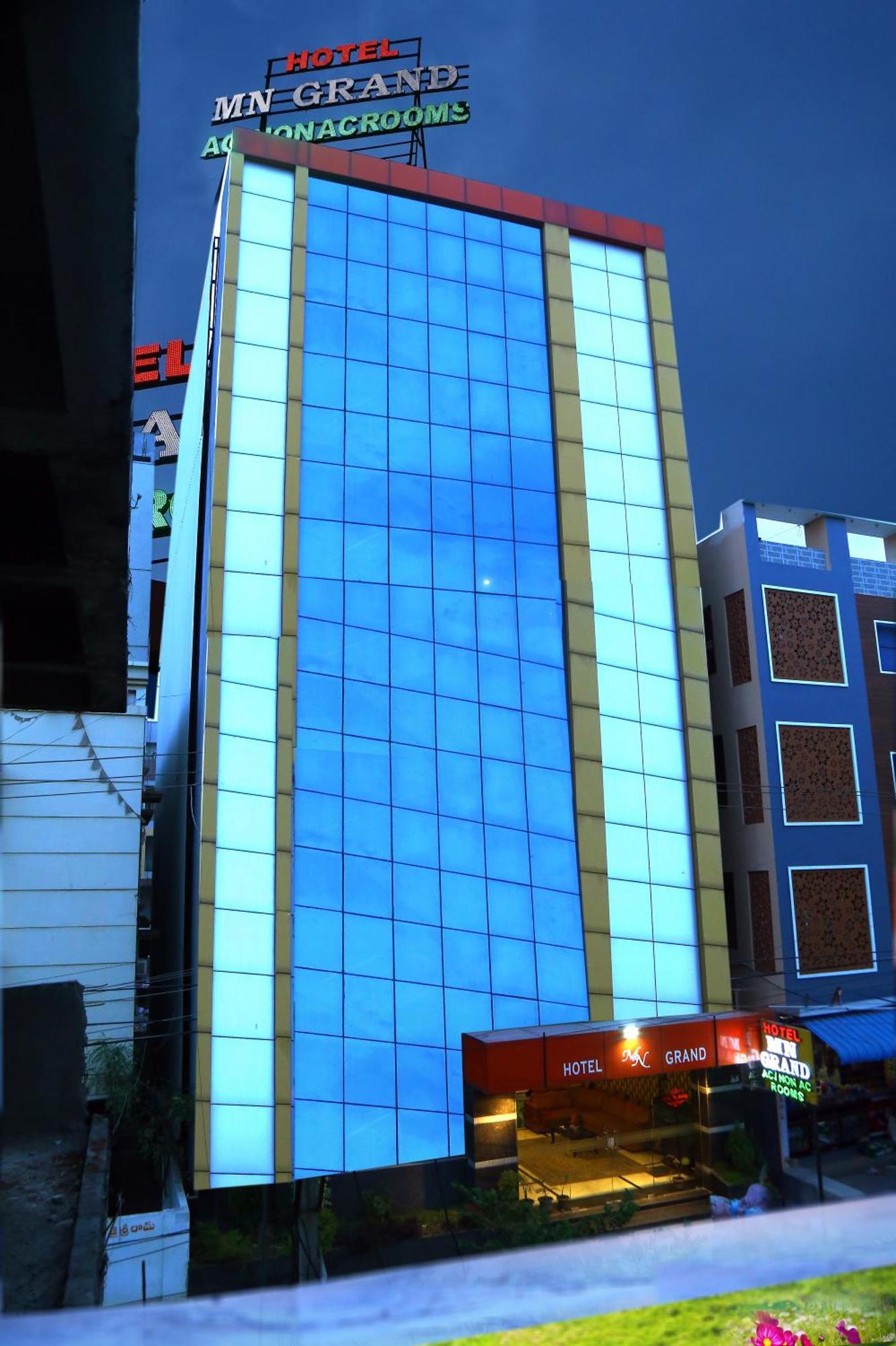 Hotel Mn Grand Shamshabad Airport Zone Hyderabad מראה חיצוני תמונה